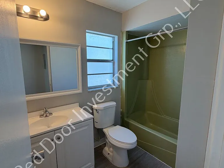 1 & 2 Bedrooms Available in Downtown St. Cloud — Photo 31