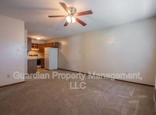 1104 N Walnut St #D, Maryville, MO 64468