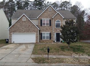 5402 Freestone Dr, Charlotte, NC 28216
