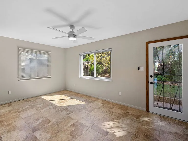 5773 Theta Pl — Photo 17