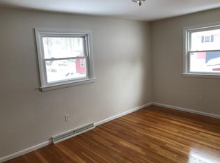 28 Old Jacobs Rd, Georgetown, MA 01833