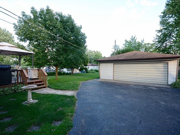 2nd image of 17 Duncan Dr