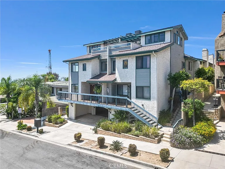 2215 Molino Ave #2215B — Photo 4