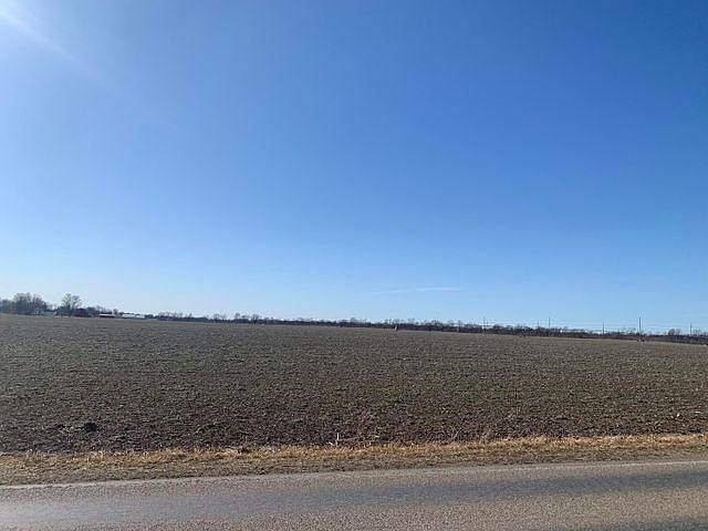 2nd image of Burr Oak Rd
