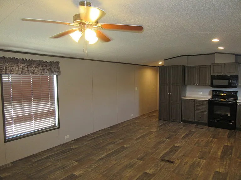 4905 Alameda St #1 — Photo 3