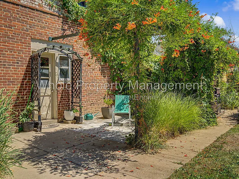 1159 Krameria St — Photo 25