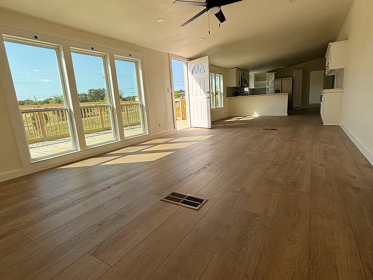 665 Morningwood Dr — Photo 3