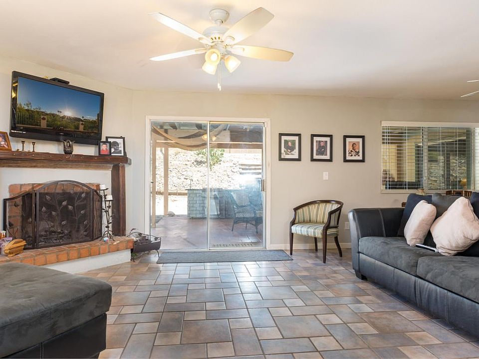 1st image of 3440 W Peterson Pl