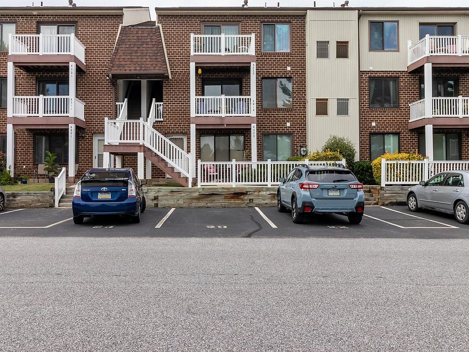 1st image of 6212 Hilltop Dr #22