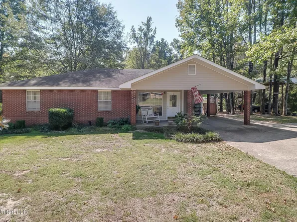 926 Whispering Hollow St, Wiggins, MS 39577