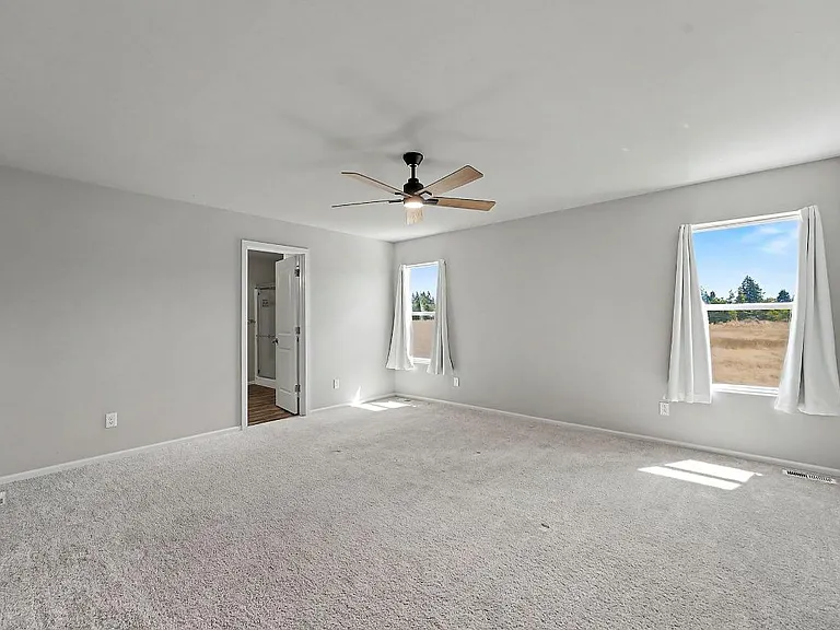 15065 Iverson Loop SE — Photo 32