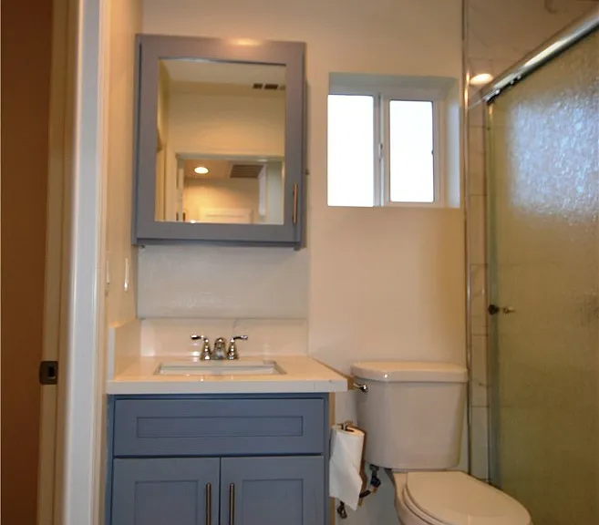18328 Devlin Ave — Photo 16