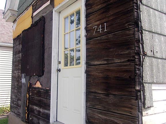 2nd image of 741 S 14th St