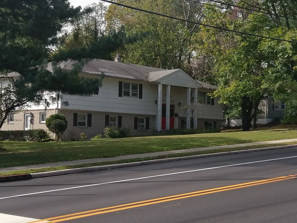 1st image of 179 W Mount Pleasant Ave