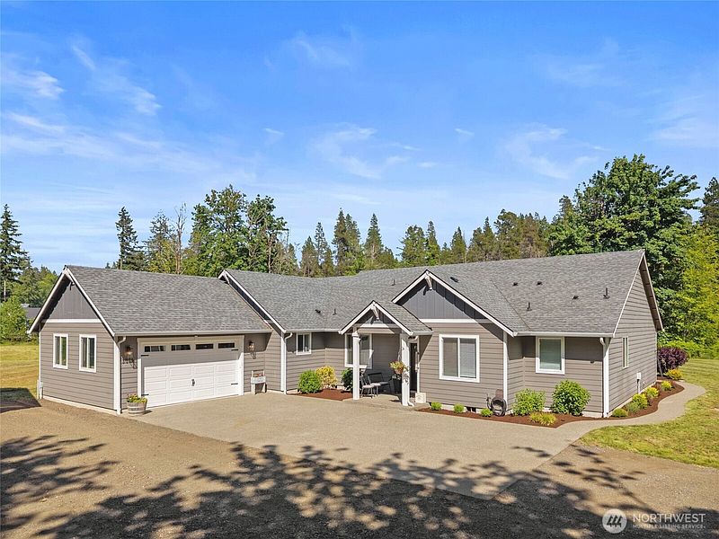 2nd image of 3016 85th Avenue SW