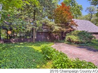 1101 Cambridge Dr, Champaign, IL 61821