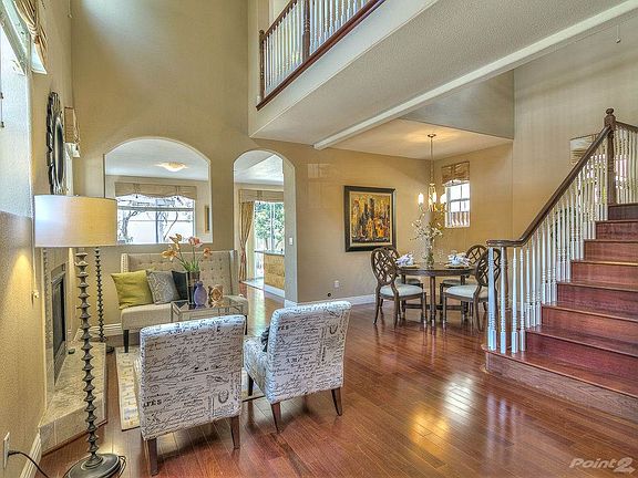2living room
