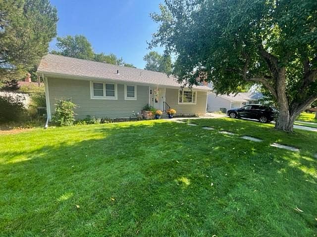 1st image of 1145 Ponderosa Dr