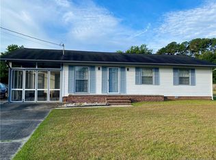 680 Newport Rd, Fayetteville, NC 28314