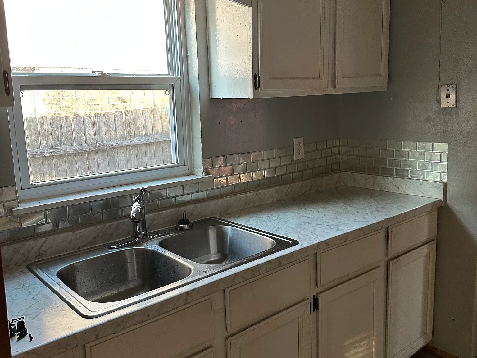 3 bed, 950 sqft, $1,500 — Photo 4