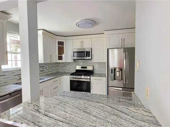 1003 Wedgewood Way, Sandy Springs, GA 30350
