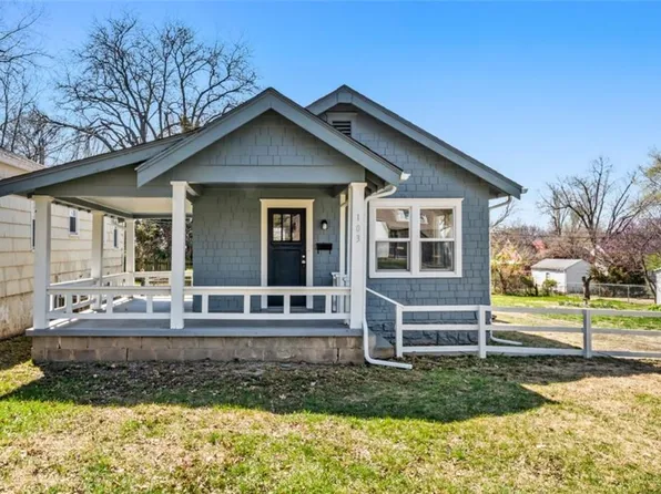 103 W 80th St, Kansas City, MO 64114