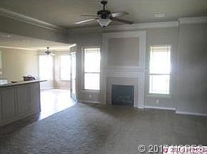 5th image of 14546 S Oak St