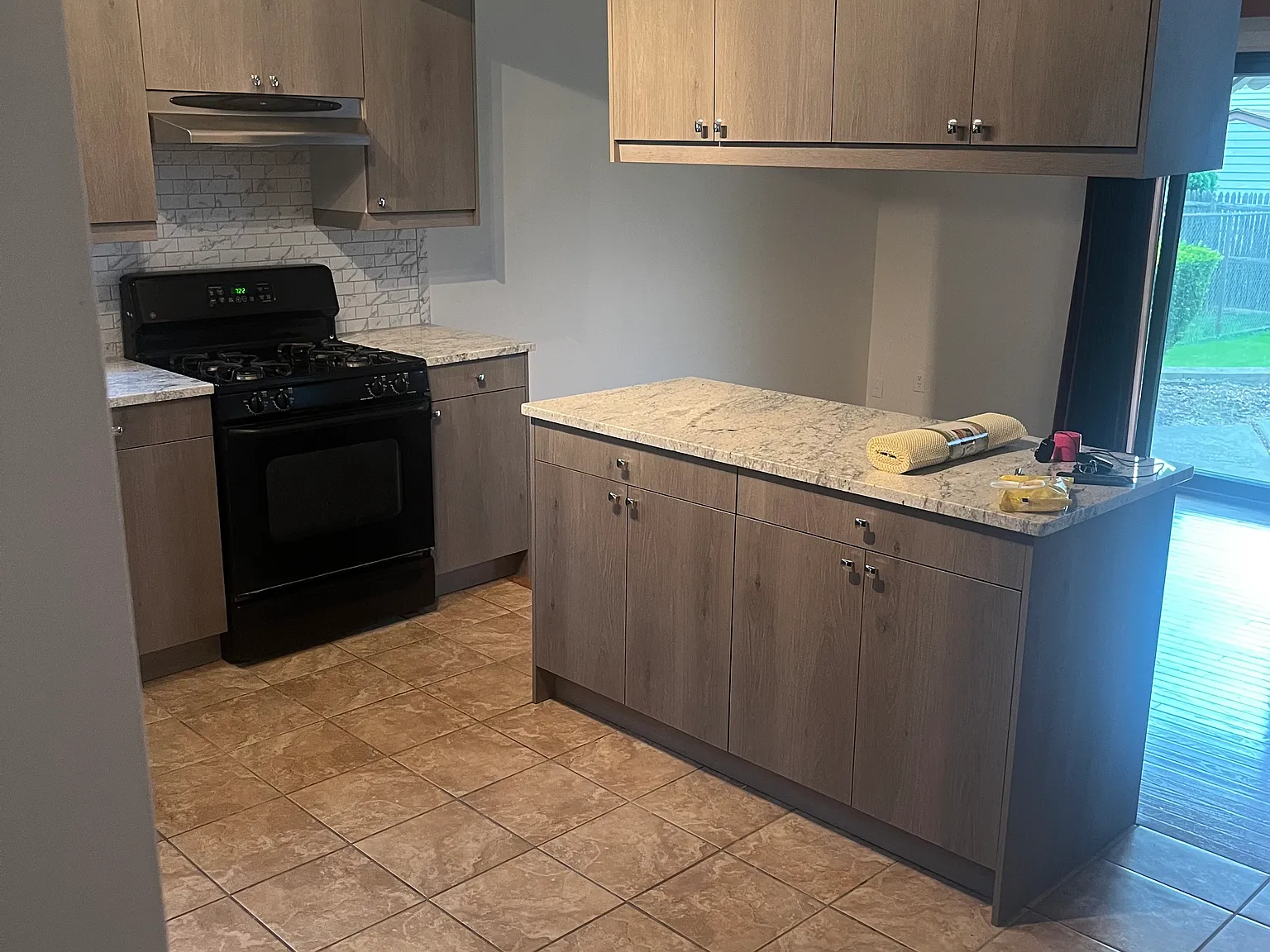 3 bed, 1.5 bath, 1791 sqft, $2,400 — Photo 4