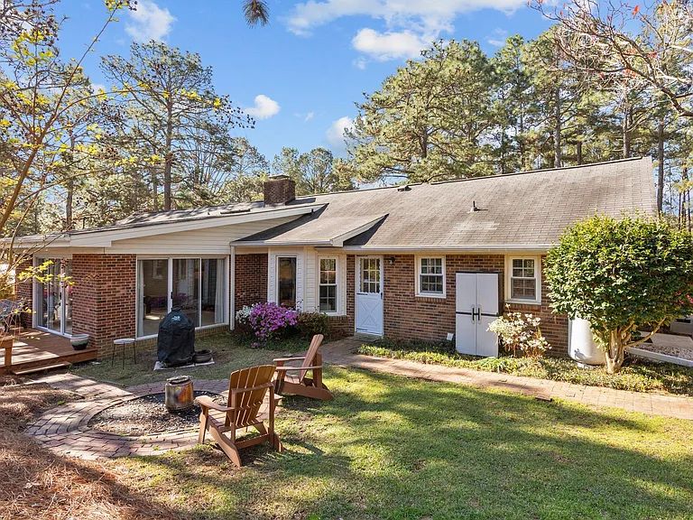 1105 N Glenwood Trl — Photo 36