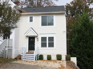 5208 Laurel Bridge Dr SE, Smyrna, GA 30082