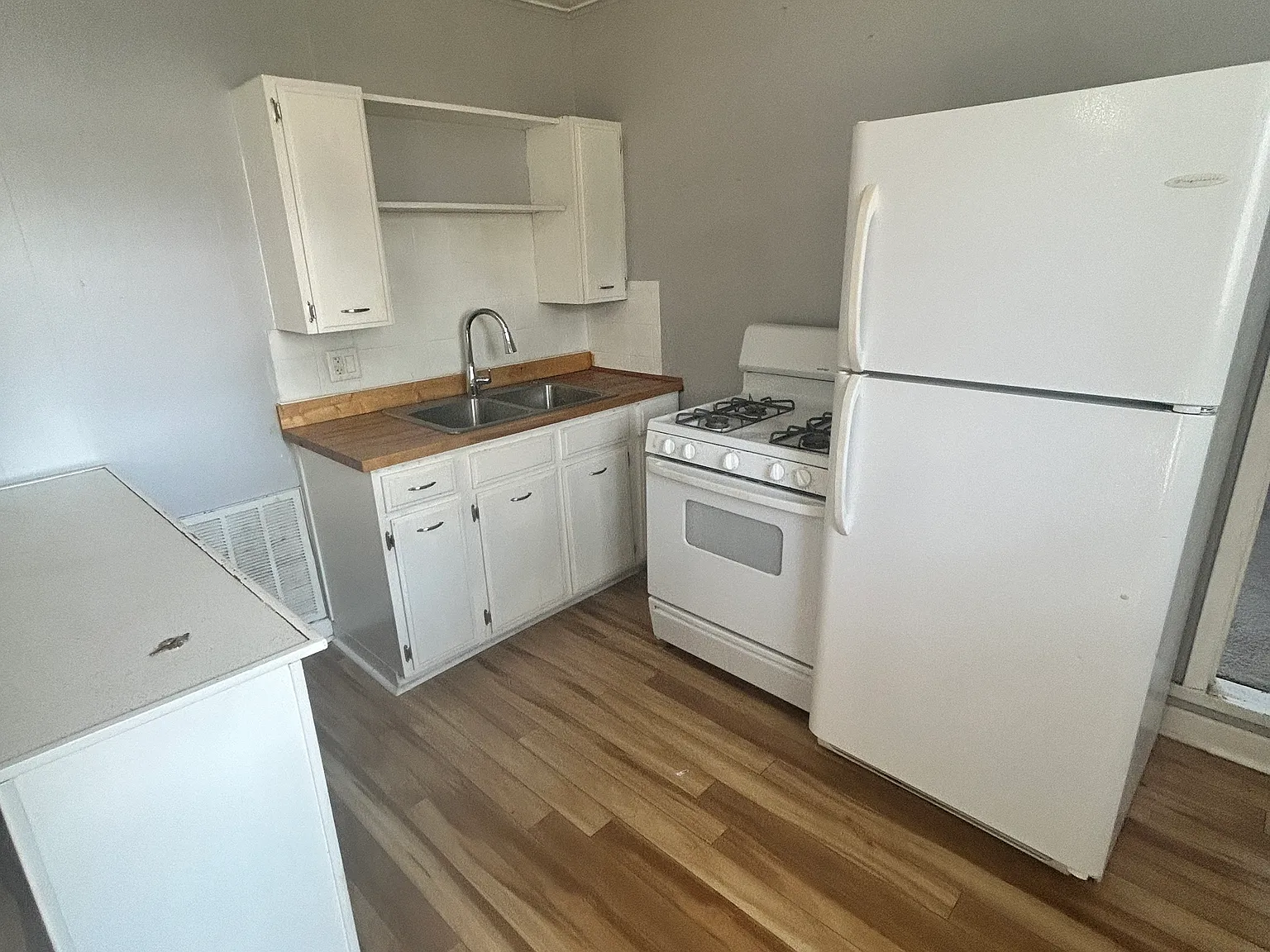 1 bed, 650 sqft, $950 — Photo 4