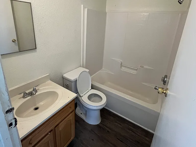 712 Arkansas Ave — Photo 13