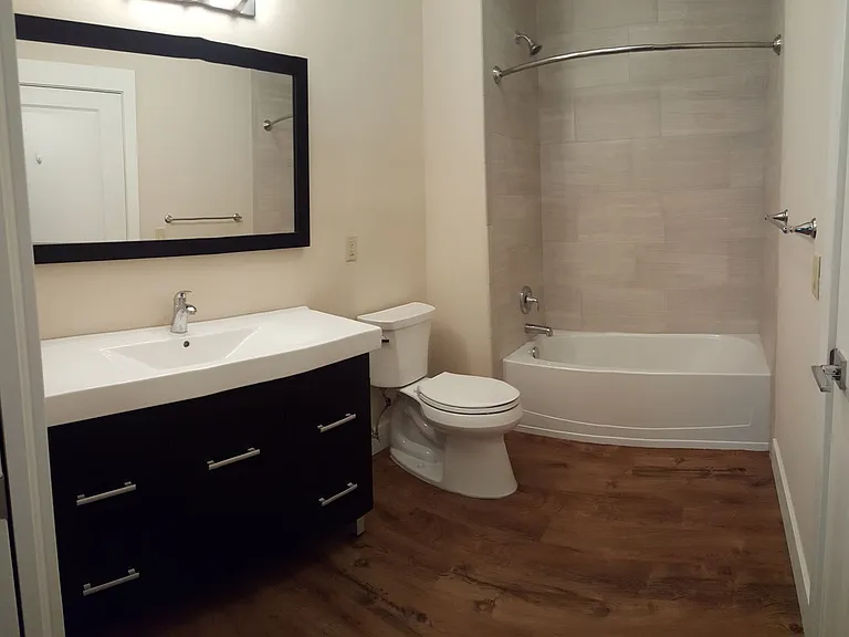 4600 S Sheridan Rd — Photo 18