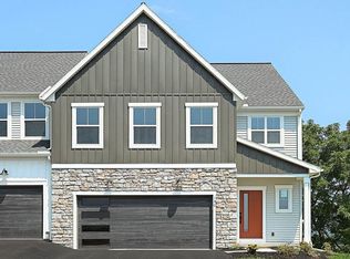 140 Marissa Ct, Newmanstown, PA 17073