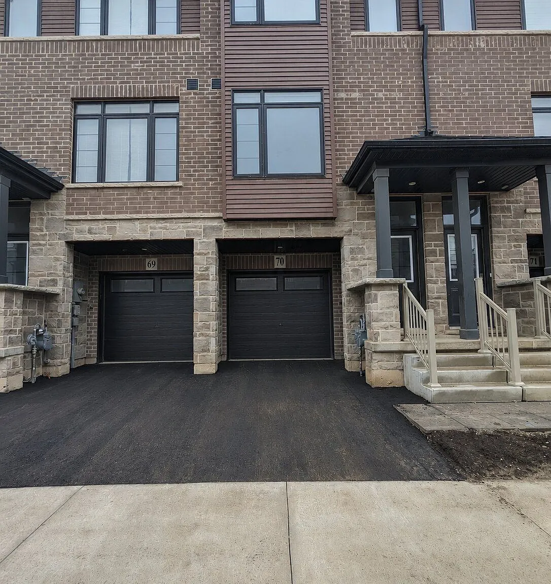 3 bed, $2,300 — Photo 1