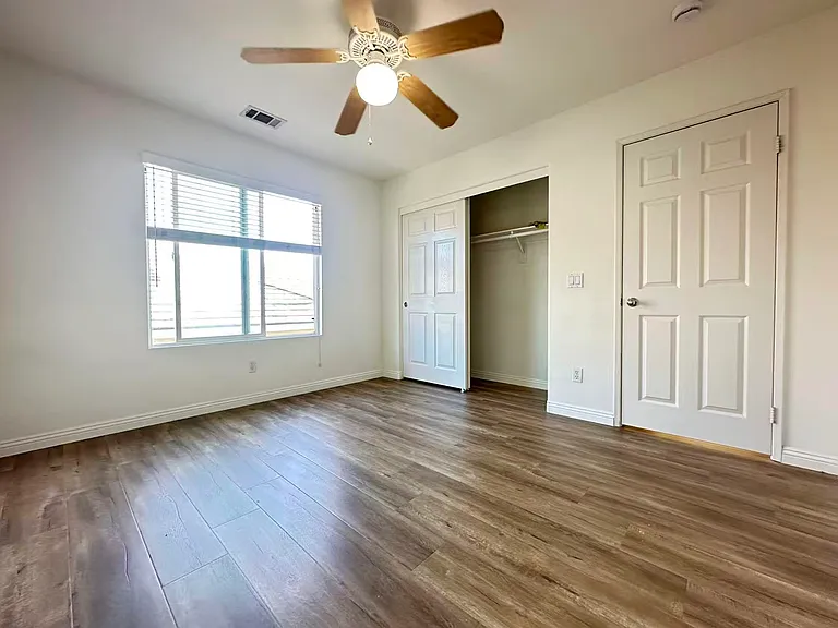 6429 Amber Sky Way — Photo 12