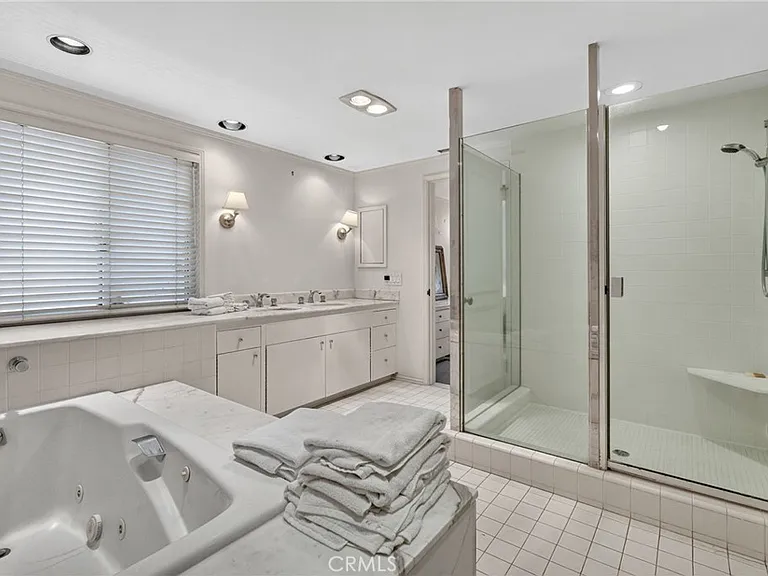 501 Morning Star Ln — Photo 31