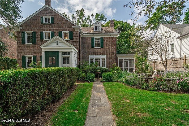 2nd image of 7 Westover Road