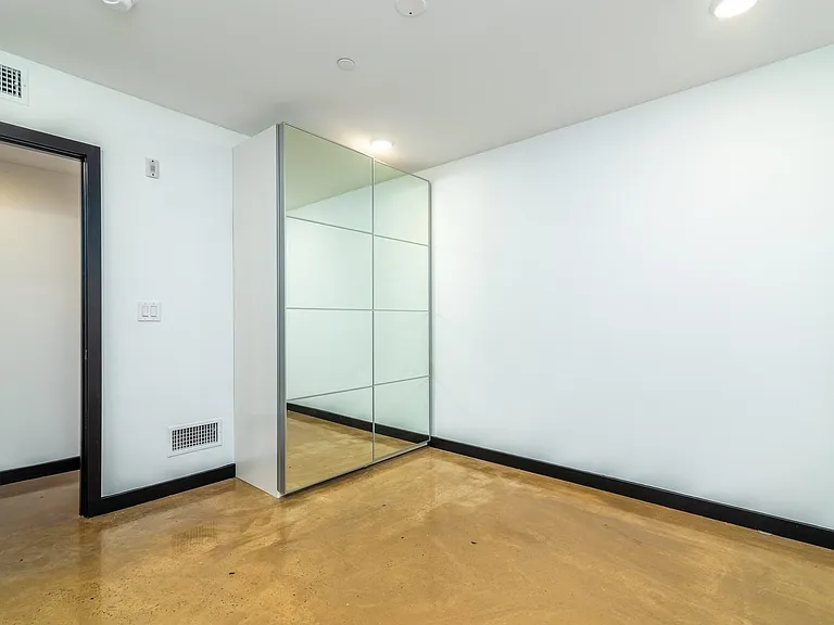 114 Richmond St #2RE — Photo 28