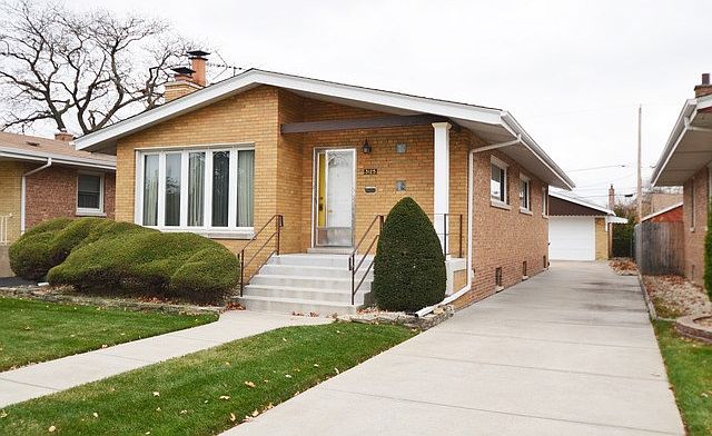 1st image of 3125 W 101st Pl