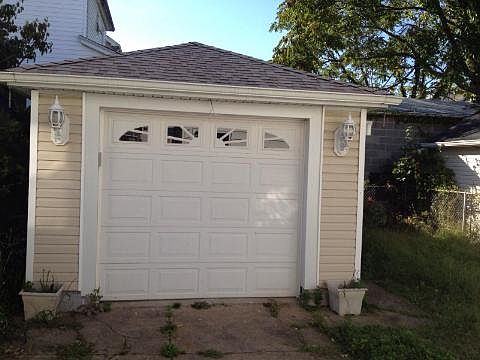 3rd image of 105-16 227  Street