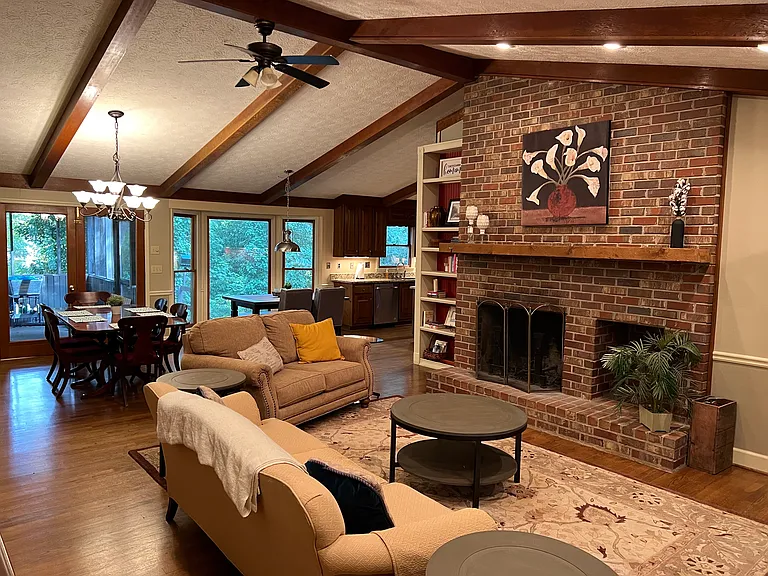 704 Mohawk Dr — Photo 10