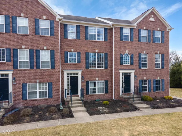 9010 Mercer Dr, Fishers, IN 46038