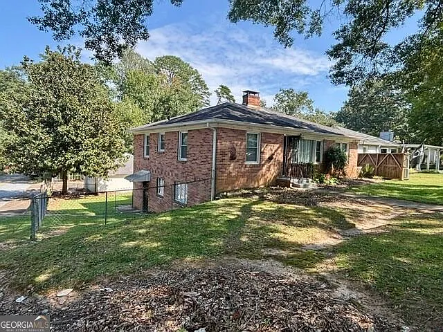 3 bed, 2.0 bath, 1600 sqft, $1,850 — Photo 1