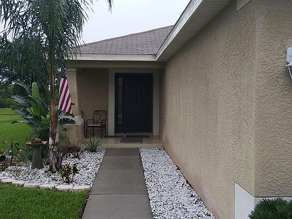 3rd image of 11547 Hammocks Glade Dr