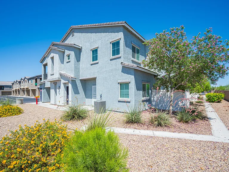 2715 Amazing Meadows Ave — Photo 46