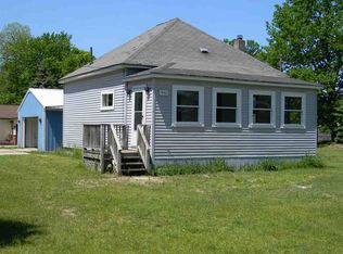 460 Lewis Ave, Boyne City, MI 49712