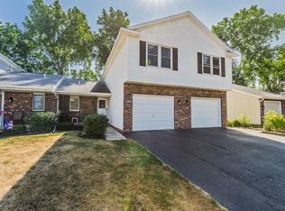 109 Flower Dale Dr, Rochester, NY 14626