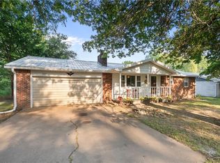 607 Wyandotte St, South Coffeyville, OK 74072
