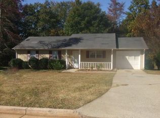 922 Walnut Creek Ln, Jonesboro, GA